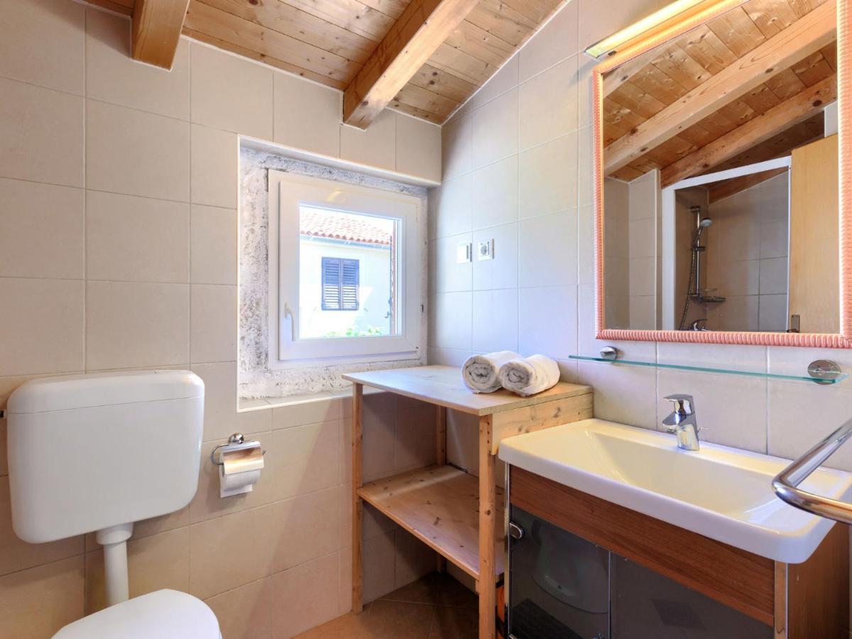 Holiday Home Pinia I - Kst126 By Interhome Kastelir Bagian luar foto
