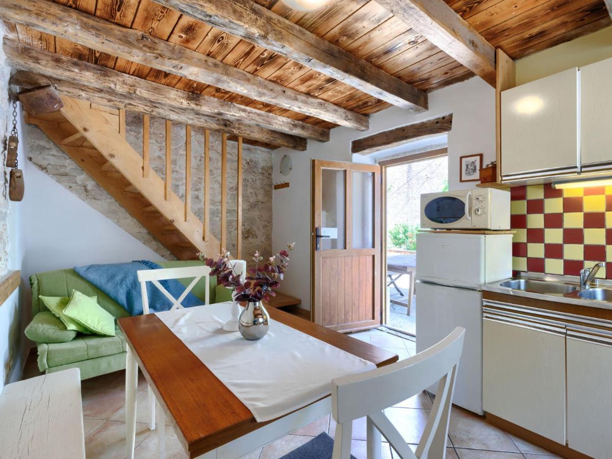 Holiday Home Pinia I - Kst126 By Interhome Kastelir Bagian luar foto