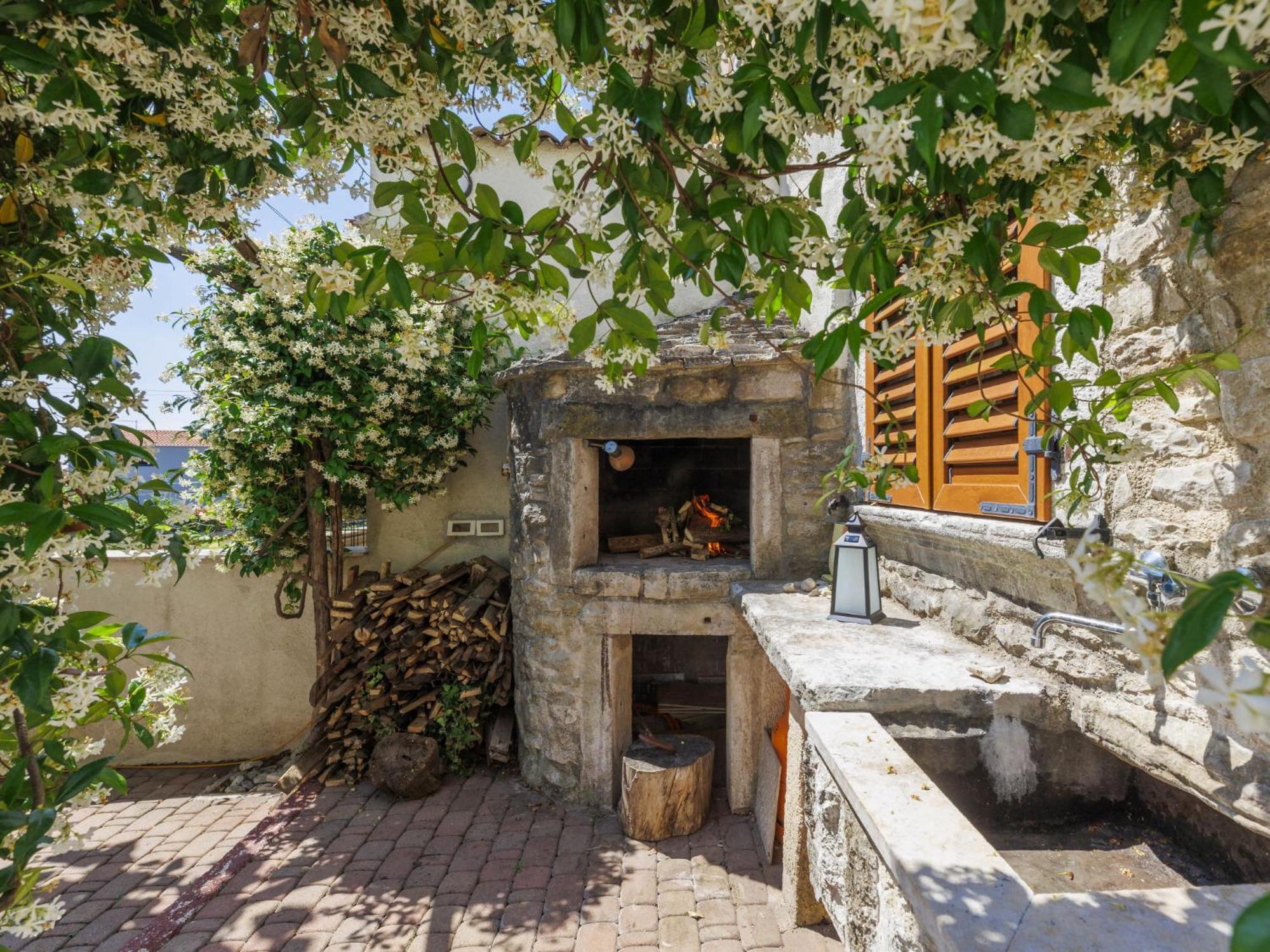 Holiday Home Pinia I - Kst126 By Interhome Kastelir Bagian luar foto
